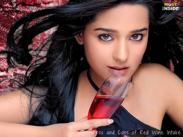 Pros and Cons of Red Wine Intake