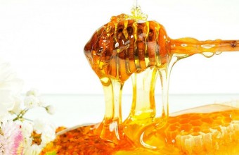 Here’s Your Guide To Distinguish Between Pure & Artificial Honey