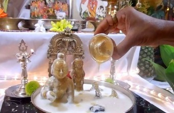 Importance of Abhishekam In Hindu Religion