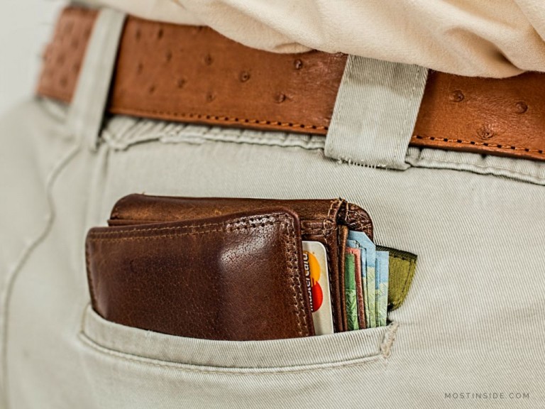 5 Things You Should & 5 Things You Shouldn’t Spend Money On