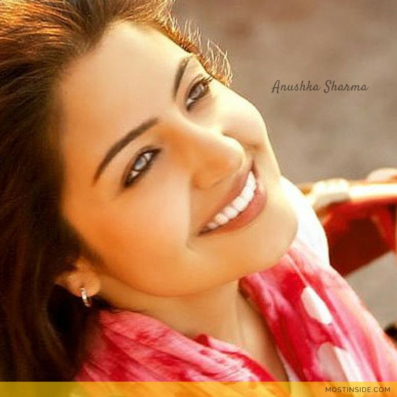 Anushka Sharma Smile