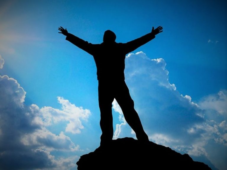15 Effective Ways To Attract Your Dream Goal By Using Law of Attraction