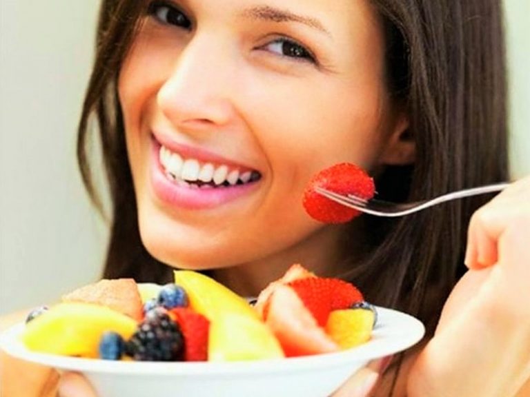8 Reasons Why You Must Have Fruits in the Morning