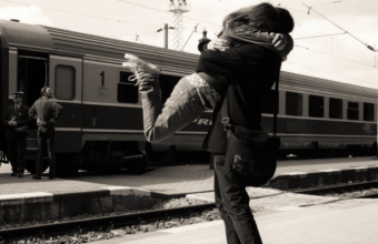 10 Super Simple Mantras To Make Your Long Distance Relationship A Successful One