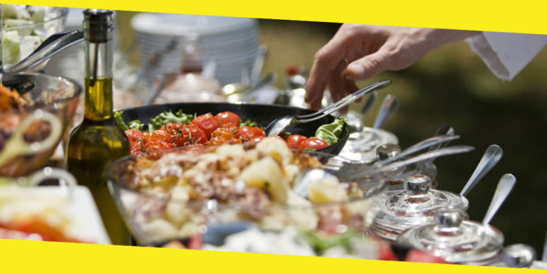 Why Should You Choose the Online Catering Service for the Next Event?