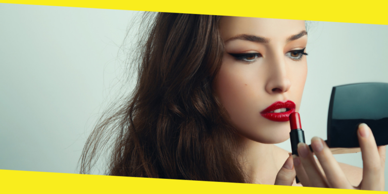 How to Choose the Right Lipstick and Apply it