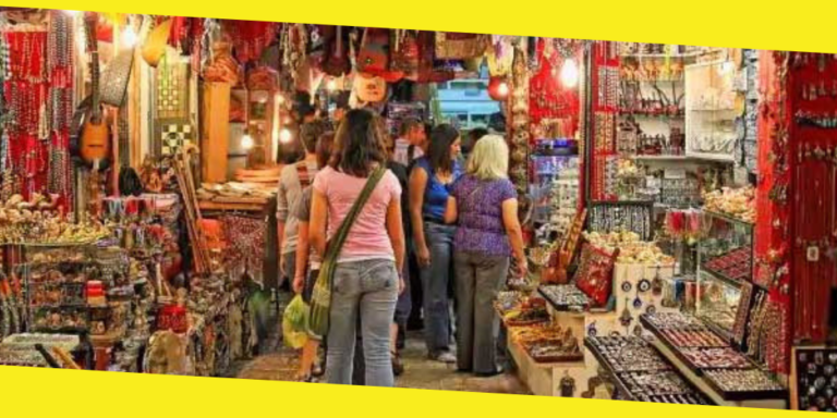 Shopping Comes Reasonably Cheap In These Mumbai Markets