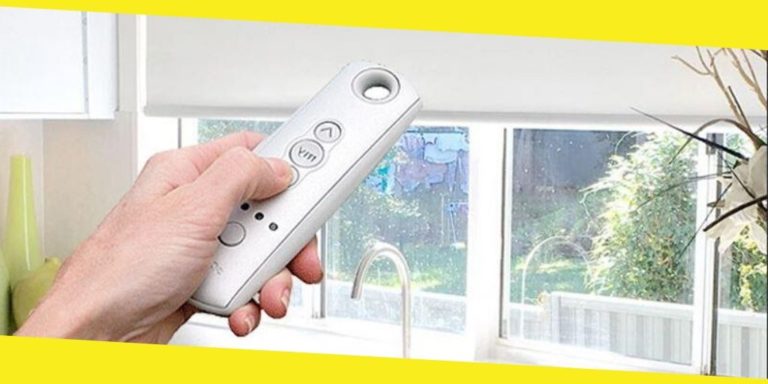 What Types of Controls Are Available to Operate Roller Blinds?