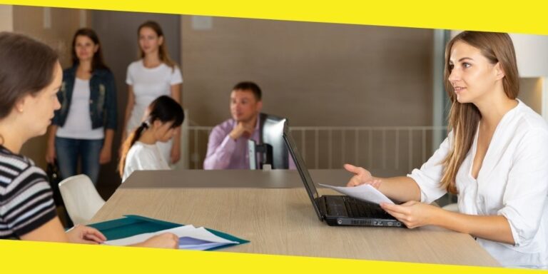 4 Main Reasons to Hire Through Staffing Agency