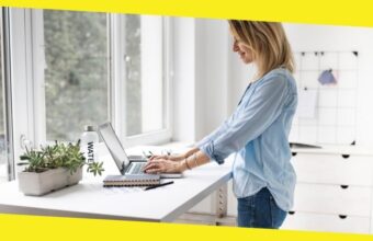 Benefits of Standing Desk – Why standing desk is a good idea for desk job employees?