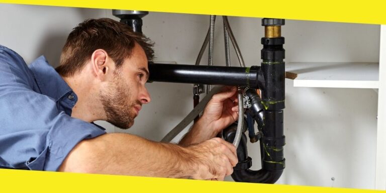 The Top Four Signs That You Should Call a Plumber