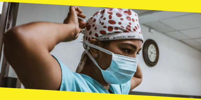 How Much Does a Travel Nurse Make in the UK?