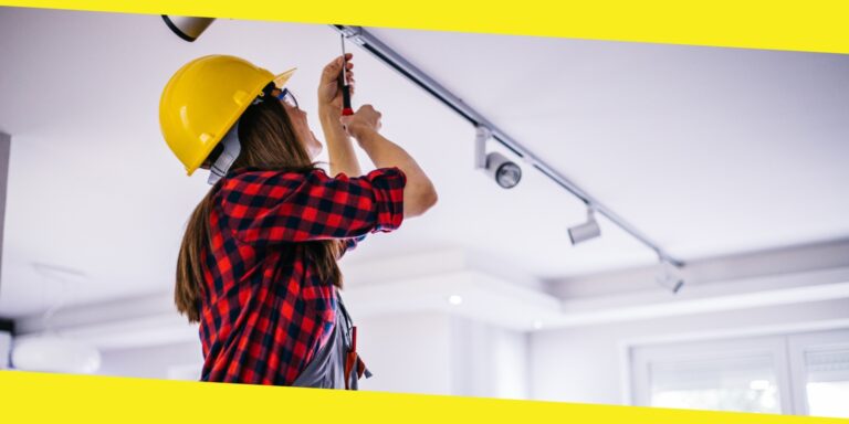 What Are Some Signs That I Need to Call an Emergency Electrician?