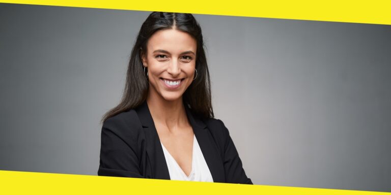 How to Take Amazing Actor Headshots According to the Pros